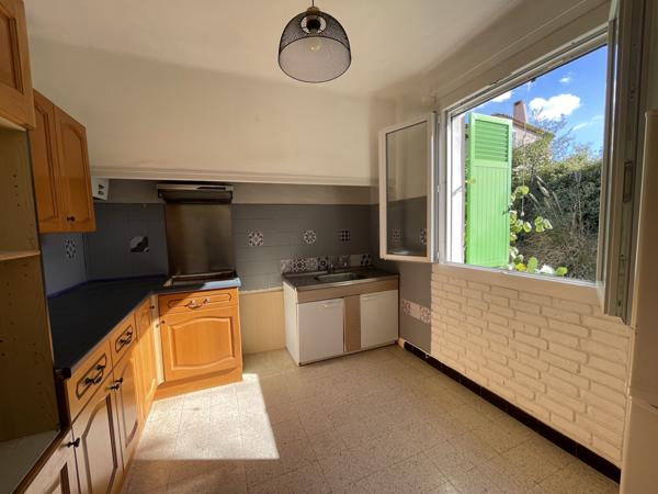 Gignac-la-Nerthe (13180) MAISON T4 86M2, GARAGE 48M2, SECTEUR RECHERCHÉ