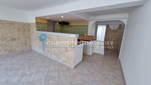 Appartement
                                                                                                                                                                                                                                                                                                                        4 pièce(s)                                                                                                                                                                                                          2 chambre(s)                                                                                                                                                                                                          60  m²