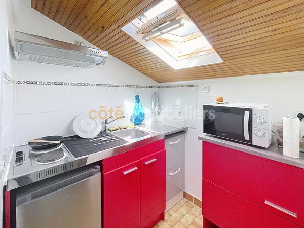 Vente
                Maison260 m² - 19 Pièces -
                    USTARITZ (64480)