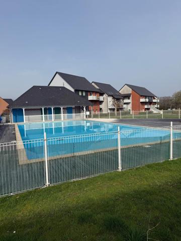 Résidence sécurisée avec piscine