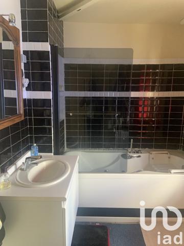 Maison de ville 8 pièces de 92 m² à Cuise-la-Motte (60350)