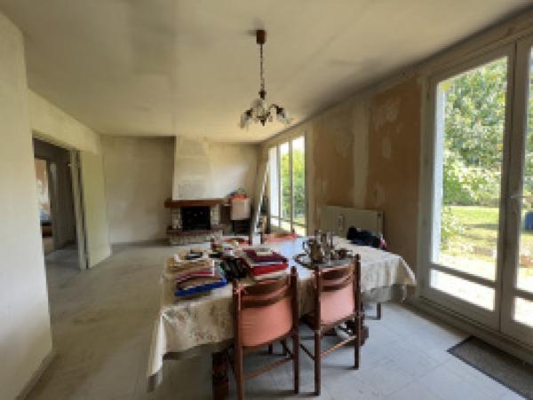 Maison T3 de 70m² avec garage sur un terrain de 900m²