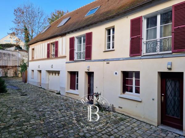 Écouen, Immeuble  672 m² à vendre