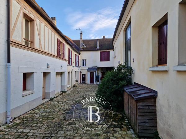 Écouen, Immeuble  672 m² à vendre
