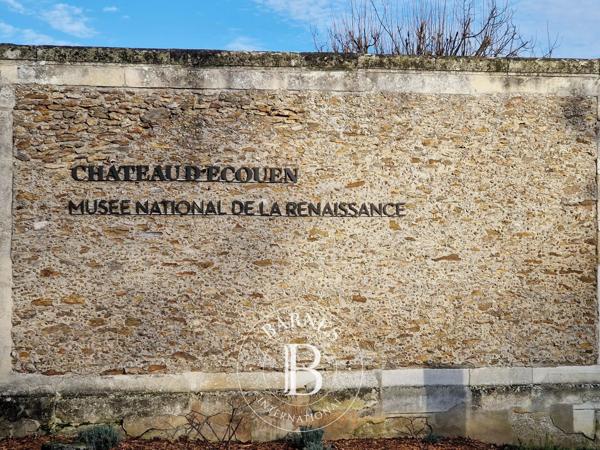 Écouen, Immeuble  672 m² à vendre