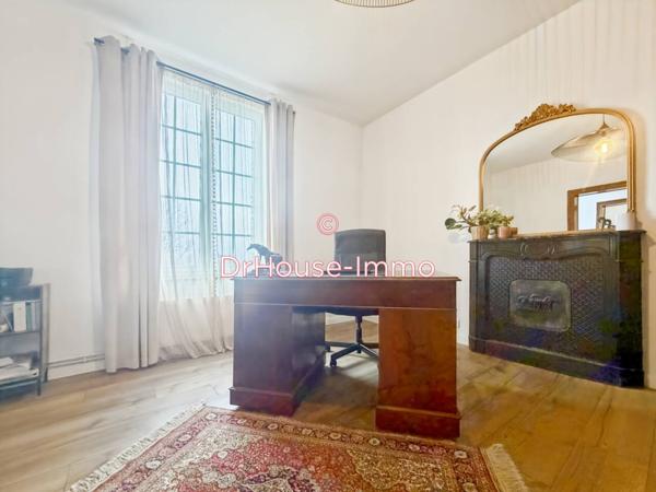 Bien immobilier à vendre 8 pièces de 218 m²