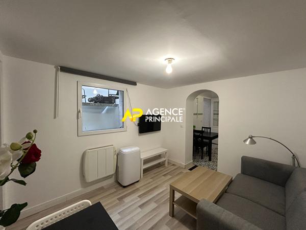 Bezons - Maison de ville divisée en 2 appartements €299 000 ** - Référence 4420