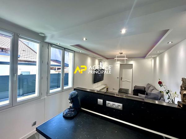 Bezons - Maison de ville divisée en 2 appartements €299 000 ** - Référence 4420