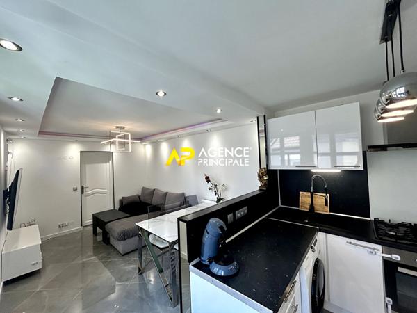 Bezons - Maison de ville divisée en 2 appartements €299 000 ** - Référence 4420