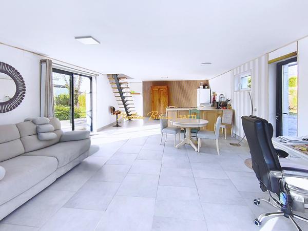 Maison lumineuse 3 chambres proche mer jardin