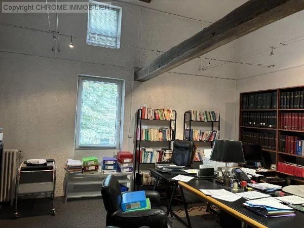 Vente                                                      Immeuble
                        
                                         180 m2                     à Marmande