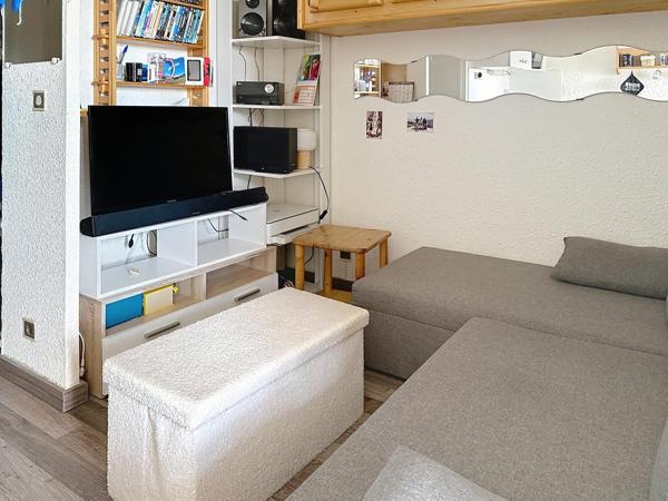 A 300 mètres, des pistes et des commerces