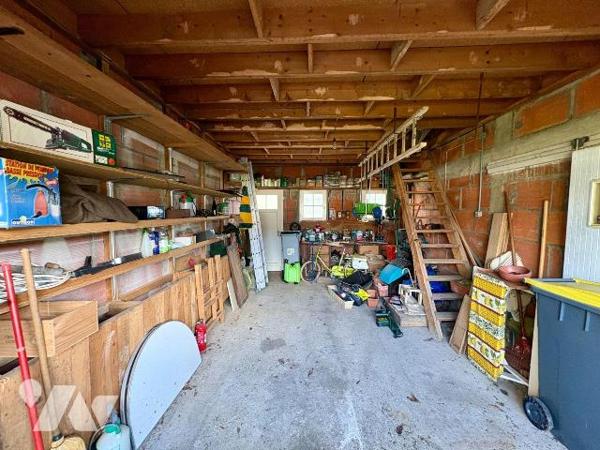 Exclusivité - PACE - Dans un environnement prisé, centre-bourg, à proximité immédiate des comme...