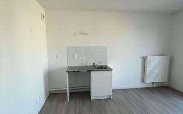 Appartement à louer    3 pièces •  Le Blanc-Mesnil