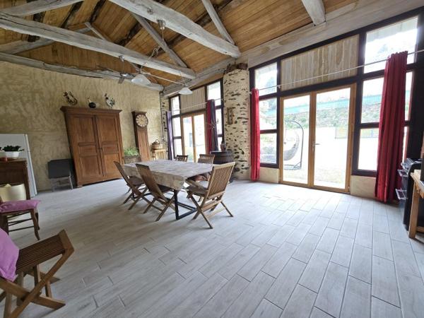 Vente / Maison avec dépendance