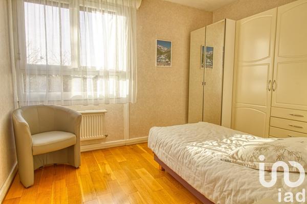 Appartement 4 pièces de 81 m² à Garges-lès-Gonesse (95140)