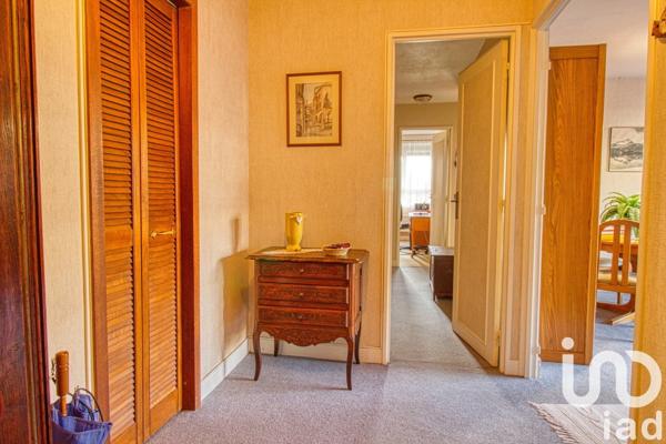 Appartement 4 pièces de 81 m² à Garges-lès-Gonesse (95140)