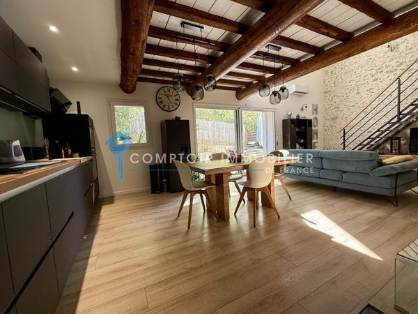Maison de village
                                                                                                                                                                                                                                                                                                                        4 pièce(s)                                                                                                                                                                                                          3 chambre(s)                                                                                                                                                                                                          97  m²