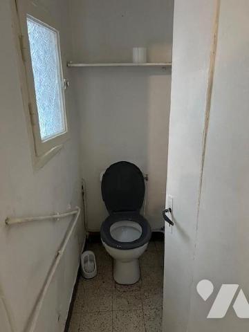 hesdin, Maison d'habitation - Maison à rafraichir dans le centre ville de la ville de HESDIN se...