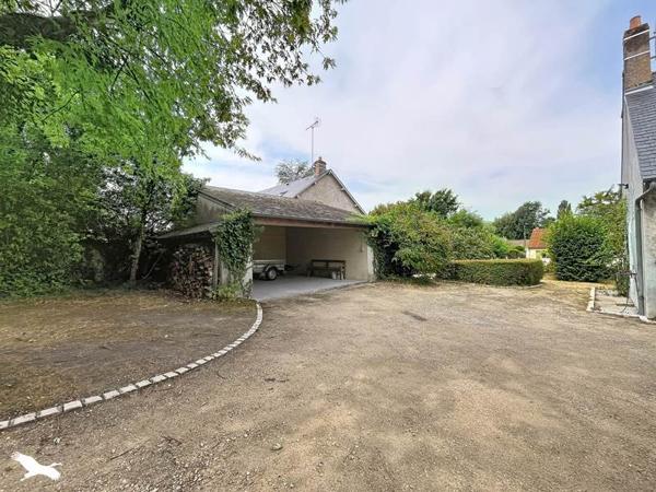 Maison à vendre 280 000 € Cellettes 6 p 174 m² DPE D