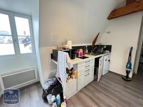 Appartement à louer 2 pièces 29.5m² Bourges (18000)