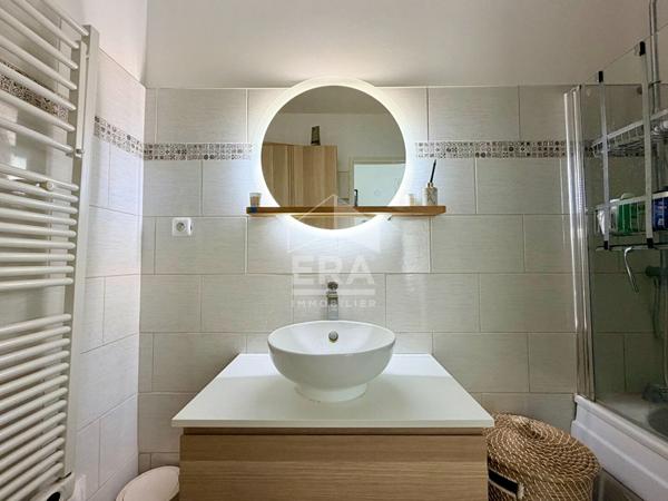 Sèvres - 3 pièces en semi-dernier étage, séjour 37 m², box - Immeuble isolé par l'extérieur