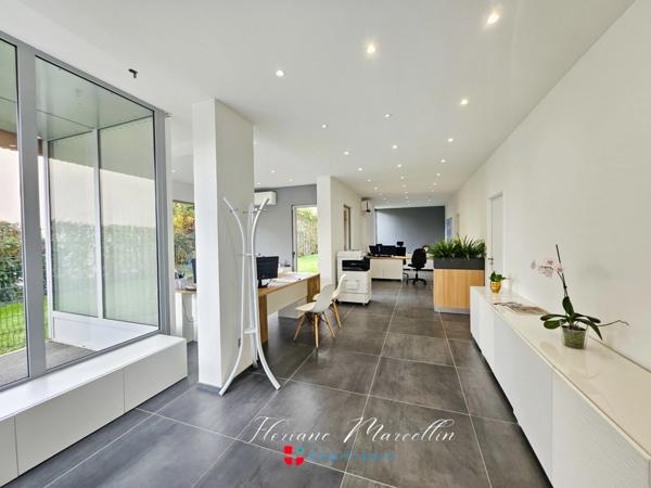 Local/bureau à vendre CLUSES (74)