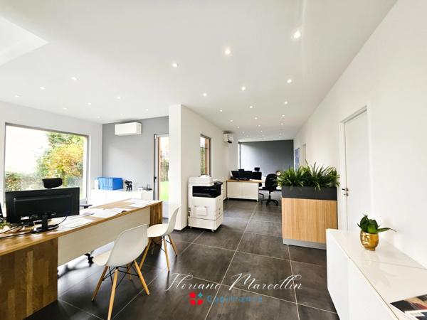 Local/bureau à vendre CLUSES (74)