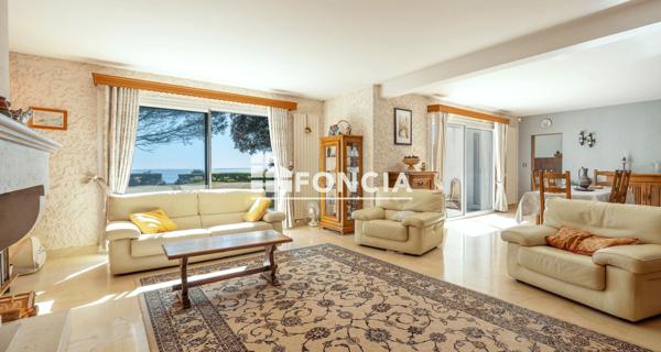 À vendre Maison 9 pièces 278 m² - Angoulins 17690