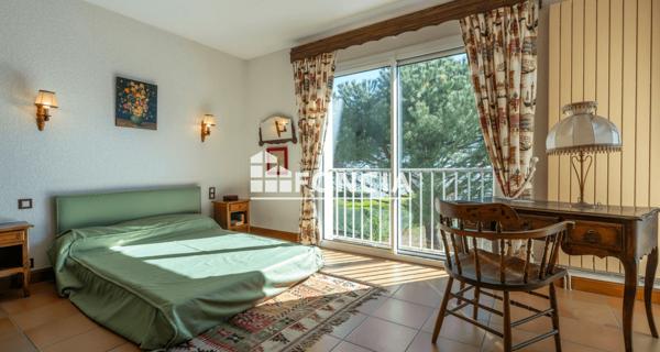 À vendre Maison 9 pièces 278 m² - Angoulins 17690