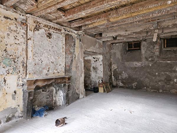 Maison - 20 pièces - 570 m²