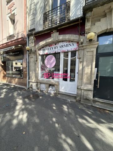 À louer – Local commercial environ 84 m² – Lorient