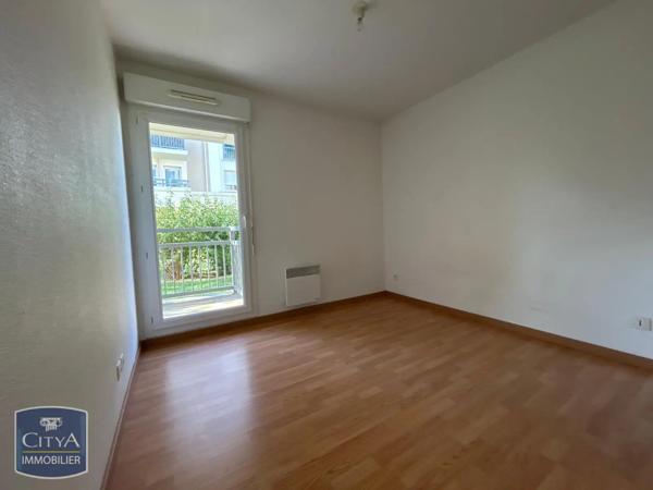 Appartement à louer 2 pièces 35.92m² Alençon (61000)