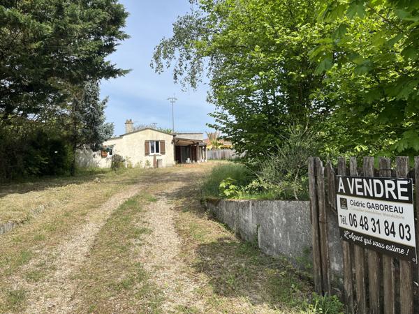 Poitiers (86000) MAISON PLAIN PIED 100 M2 A RENOVER AVEC JARDIN 1700 M2 ET GARAGE 50 M2