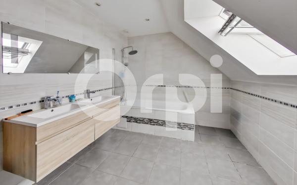 Maison à vendre    5 pièces • 100 m2 Dammartin-en-Goële