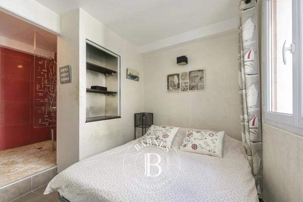 Paris 8ème, Appartement  33 m² à vendre