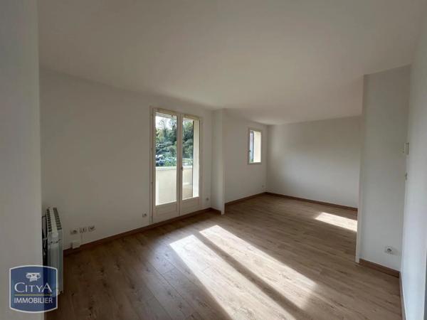 Appartement à louer 1 pièce 32.03m² Villers-lès-Nancy (54600)