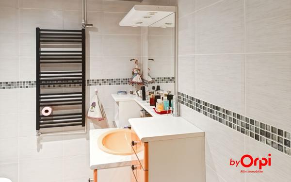 Maison à vendre    4 pièces •  Treignat