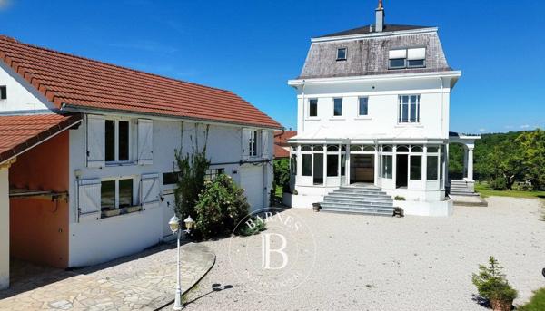 Épinal, Maison 4 Chambres -  320 m² à vendre