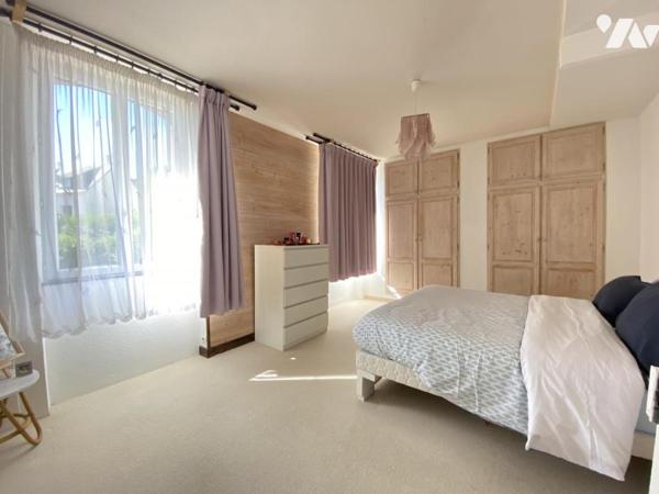 Ensemble immobilier près de la mer