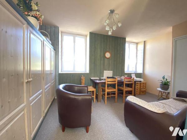 Ensemble immobilier près de la mer