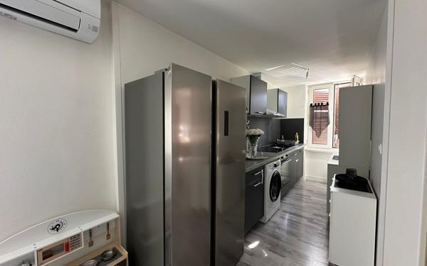 Immeuble à vendre    12 pièces •  Le Breuil