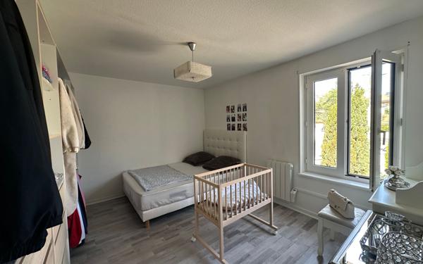 Immeuble à vendre    12 pièces •  Le Breuil