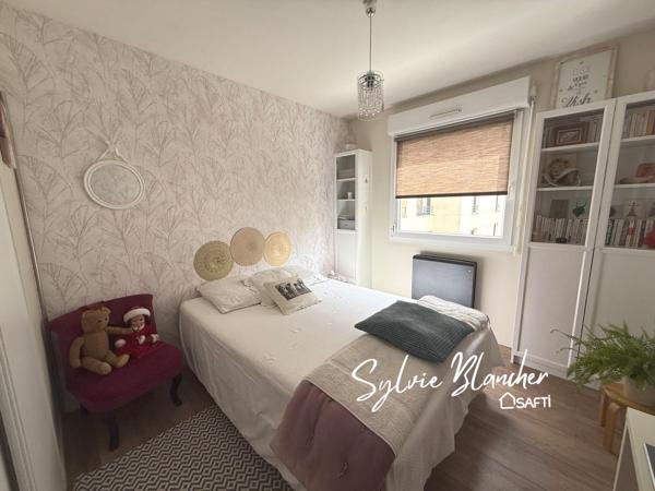 APPARTEMENT 68 M2 - GARAGE  ET  CAVE