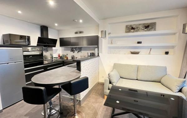 Vente Maison Avec terrasse et jardinet rénové(e) Lyon 7ème