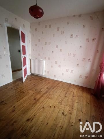 Immeuble à vendre 114 m² Bourg-Lastic