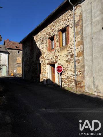 Immeuble à vendre 114 m² Bourg-Lastic