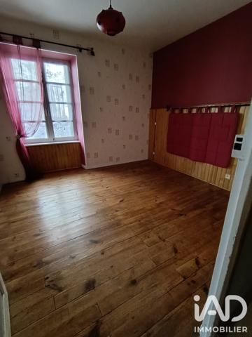 Immeuble à vendre 114 m² Bourg-Lastic