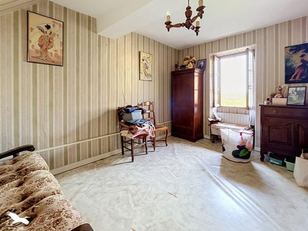 Maison 129 000 € Ussac 4 p 84 m² DPE E