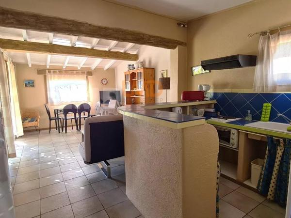 Maison 3 chambres - dépendance - piscine - pool house - 2 garages